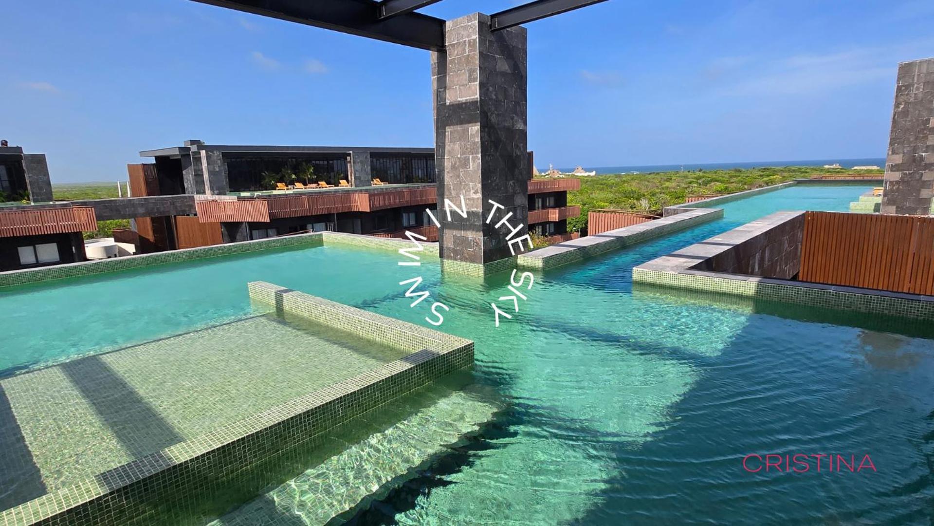 With Private Jacuzzi, Rooftop Pools & Free Club Appartement *