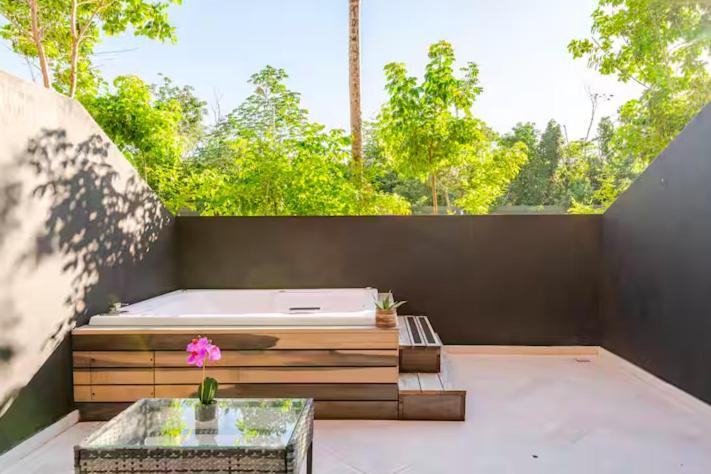 Apartment Apartment With Private Jacuzzi & Free Beach Club *