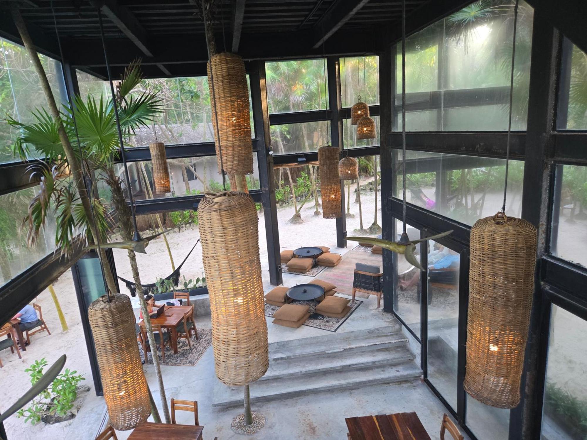 Apartment With Private Jacuzzi & Free Beach Club *